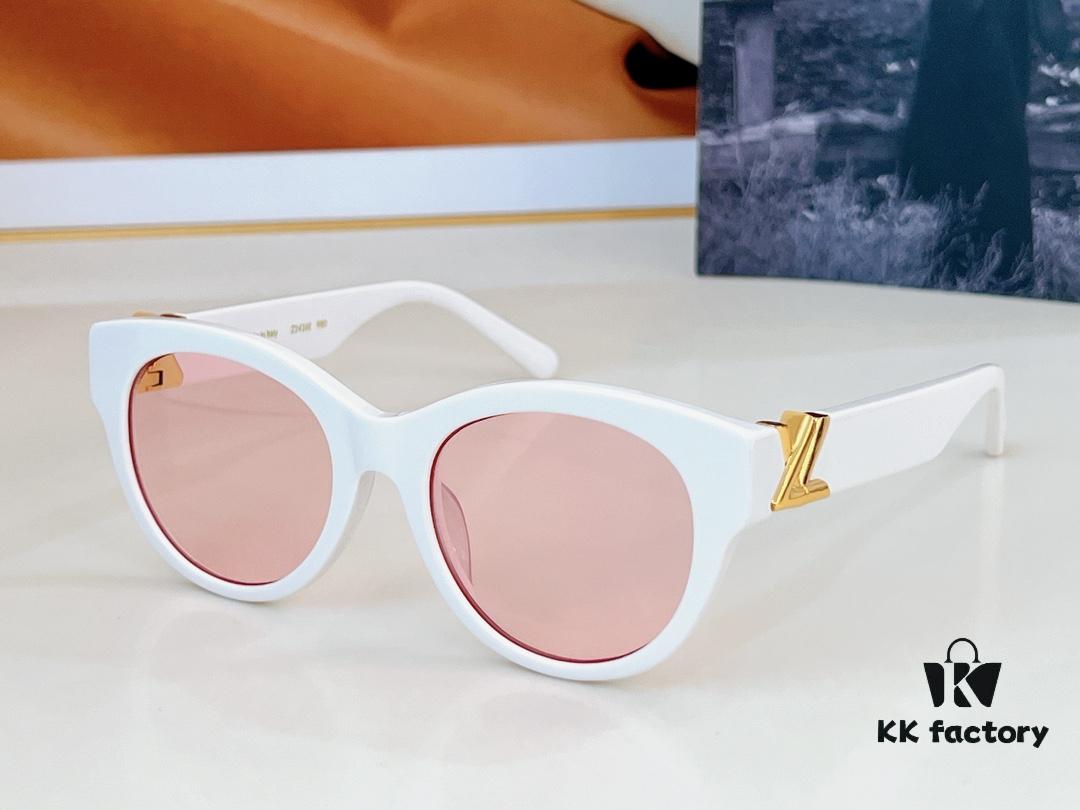 110 LOUIS VUITTON MODEL Z2422 Sunglasses