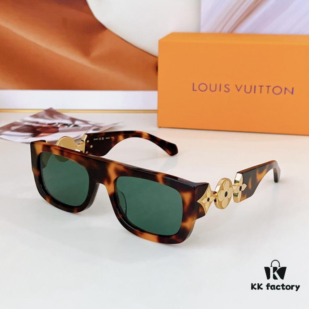 6931af64ccd8ab3d7afa365e 150 LOUIS VUITTON MODEL Z2196E Z2197E SIZE 54-22-145 Sunglasses