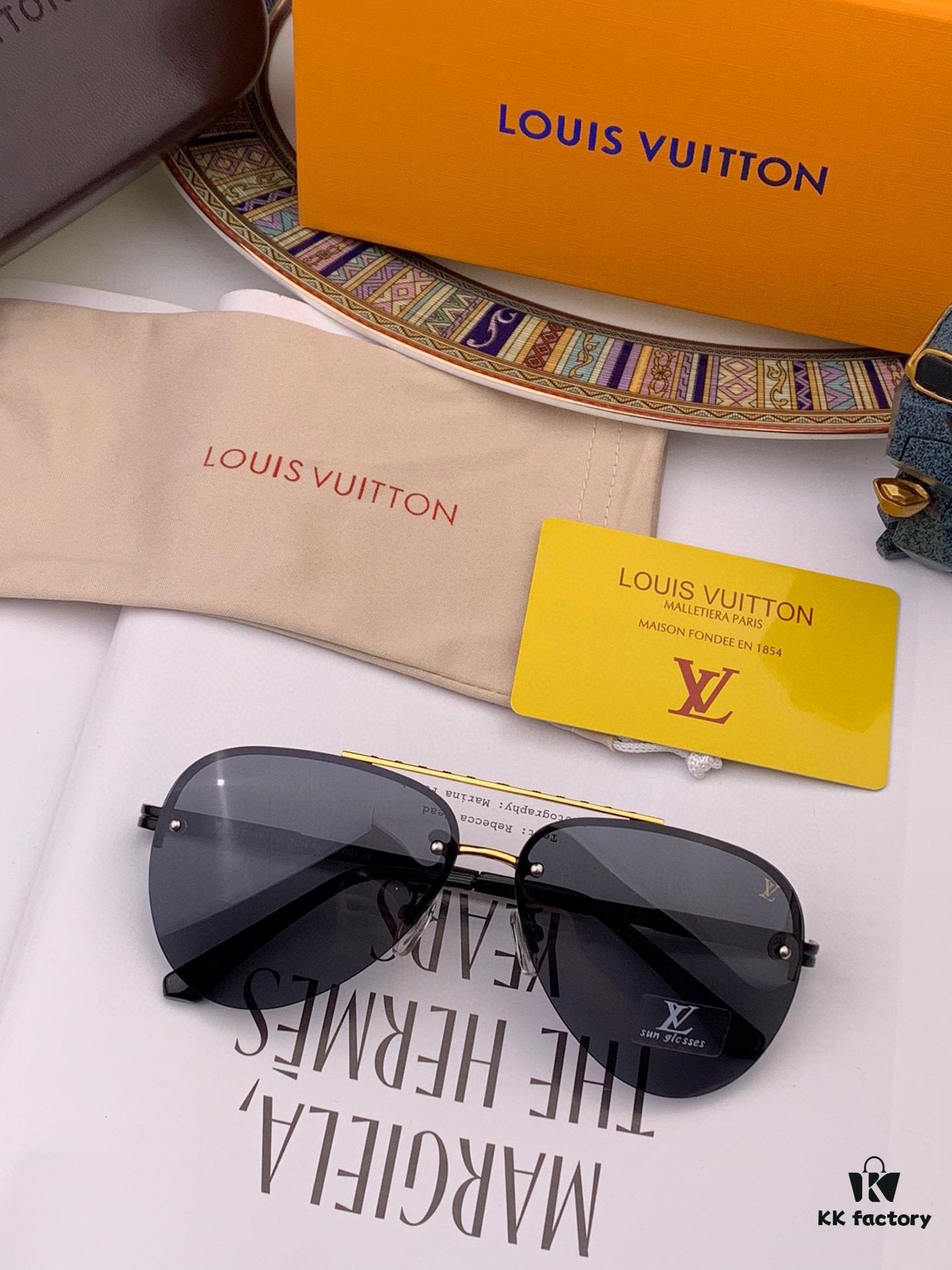 6931af65ccd8ab3d7afa3669 2024 New Arrival LOUIS VUITTON LV Frog-Frame Sunglasses L09