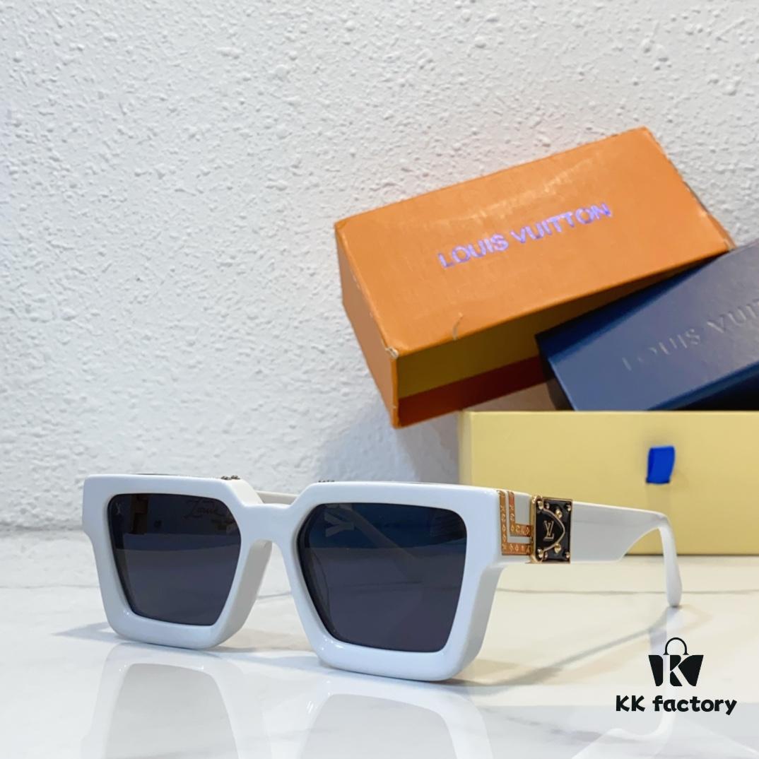 6931af66ccd8ab3d7afa3673 140 LOUIS VUITTON * Z1910E Z1920E Z1940E Z1900E Z1812E (One Color One Model) Premium Quality Luxury Edition Showstopper, True Millionaire's Choice, Rich Golden Logo Threads Embedded in Solid Frame, Sharp Lines and Fine Craftsmanship Create a Distinctly Three-Dimensional Effect, Compact Square Temple with Smooth-Clasping Closure, Oil-Finished Details in Various Tones Highlight the Elegance of Golden Rivets