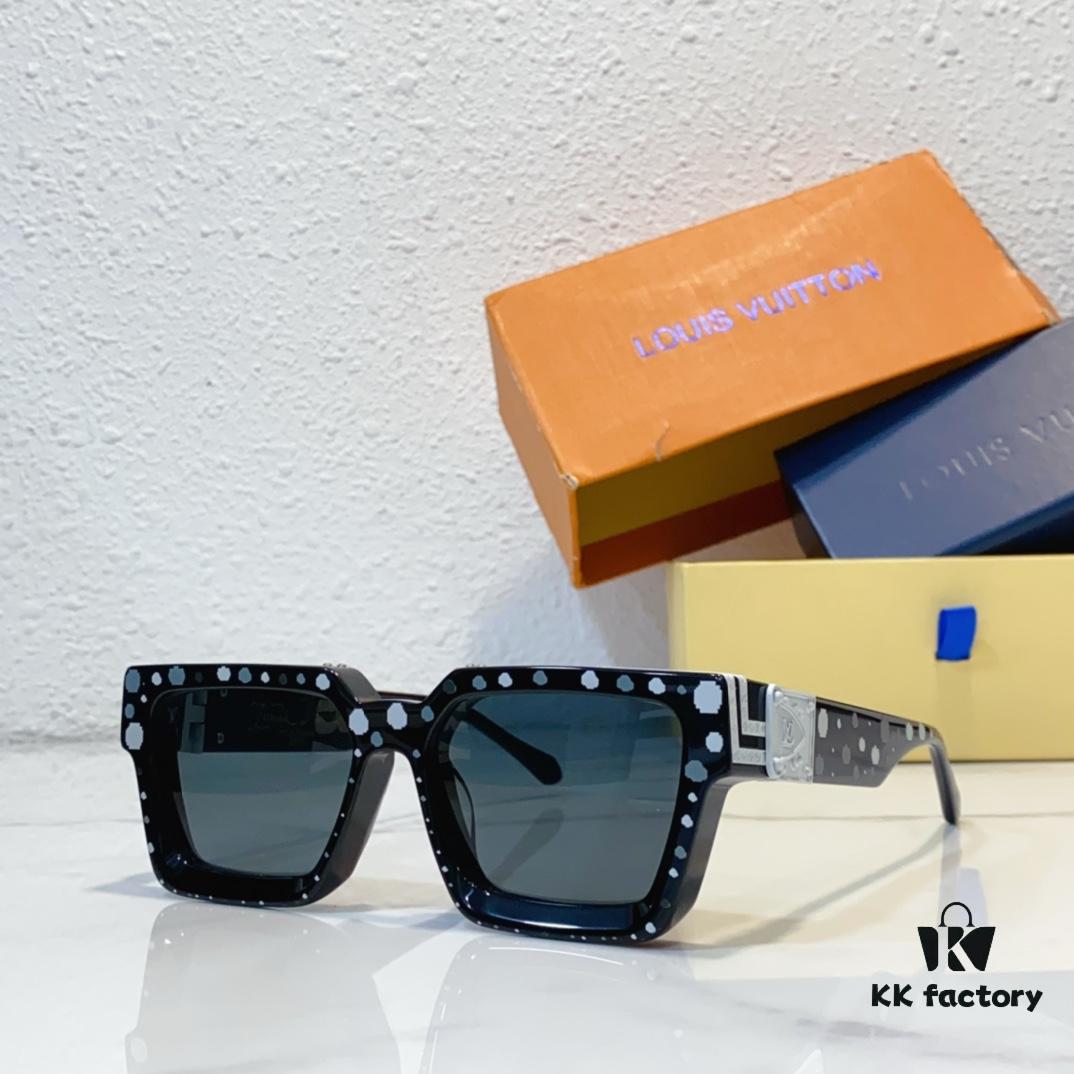 6931af66ccd8ab3d7afa3676 140 LOUIS VUITTON * Z1910E Z1920E Z1940E Z1900E Z1812E (One Color One Model) Premium Quality Luxury Edition Showstopper, True Millionaire's Choice, Rich Golden Logo Threads Embedded in Solid Frame, Sharp Lines and Fine Craftsmanship Create a Distinctly Three-Dimensional Effect, Compact Square Temple with Smooth-Clasping Closure, Oil-Finished Details in Various Tones Highlight the Elegance of Golden Rivets
