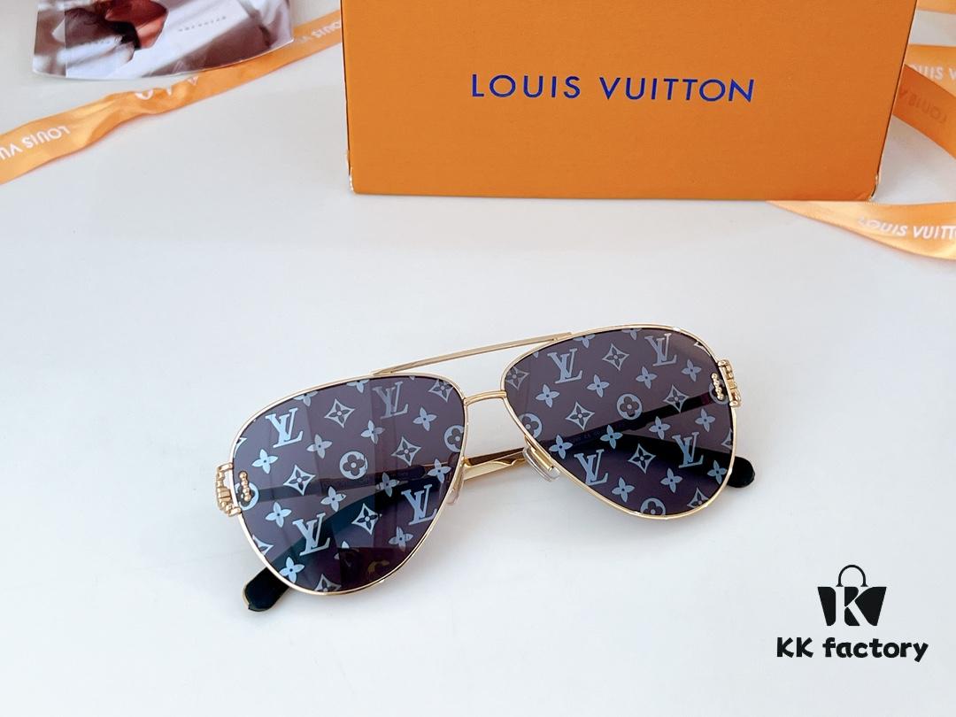 110 LOUIS VUITTON Model Z1432W SIZE: 60-14-145 Sunglasses