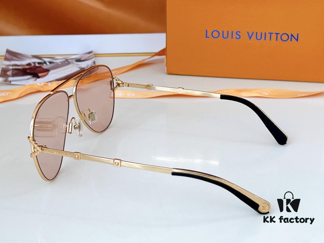 110 LOUIS VUITTON Model Z1432W SIZE: 60-14-145 Sunglasses