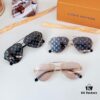 110 LOUIS VUITTON Model Z1432W SIZE: 60-14-145 Sunglasses