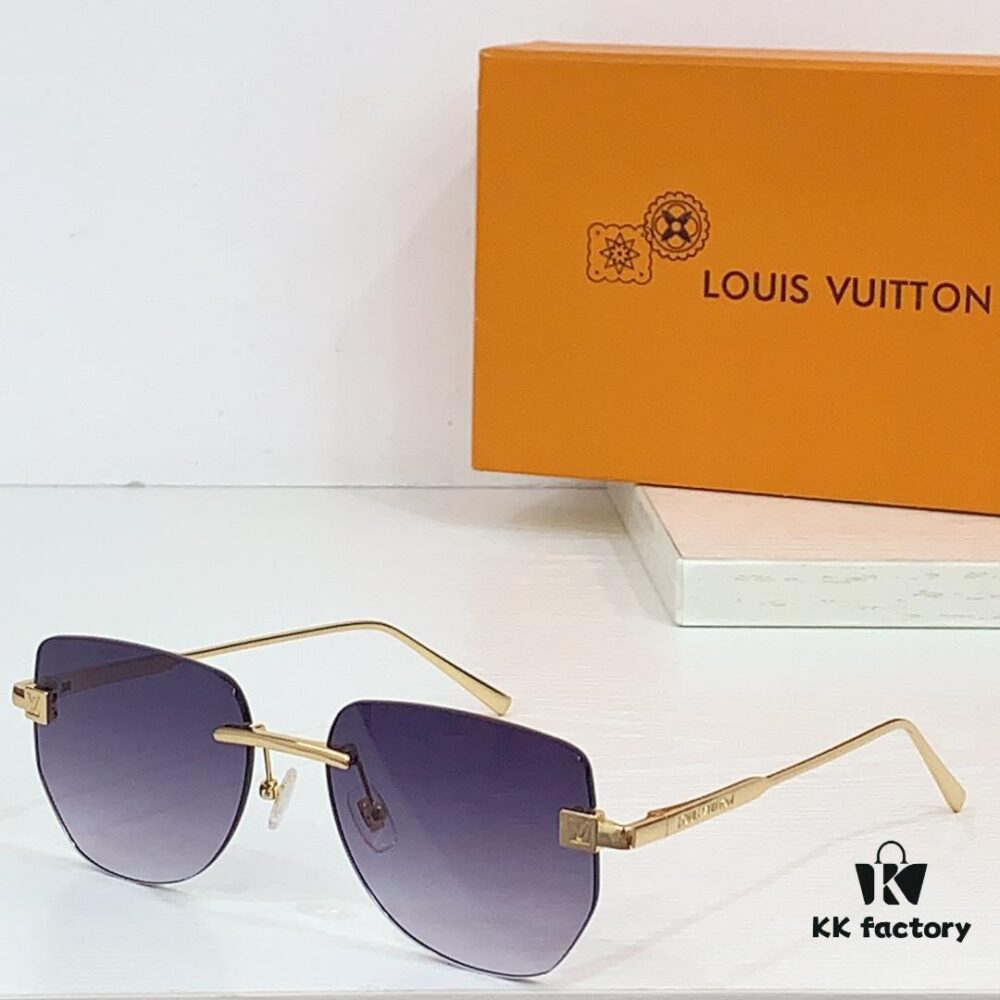 6931af69ccd8ab3d7afa3694 100 LOUIS VUITTON MOD: Z2195U SIZE: 56-17-140 Sunglasses