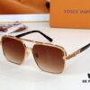 150 LOUIS VUITTON Model Z2019U Size 61-14-145