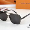 150 LOUIS VUITTON Model Z2019U Size 61-14-145