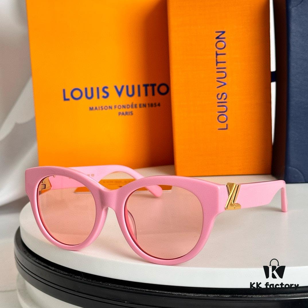LOUIS VUITTON Sunglasses