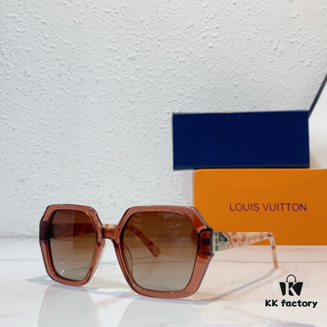 130 Louis Vuitton MOD: Z2269 Sunglasses