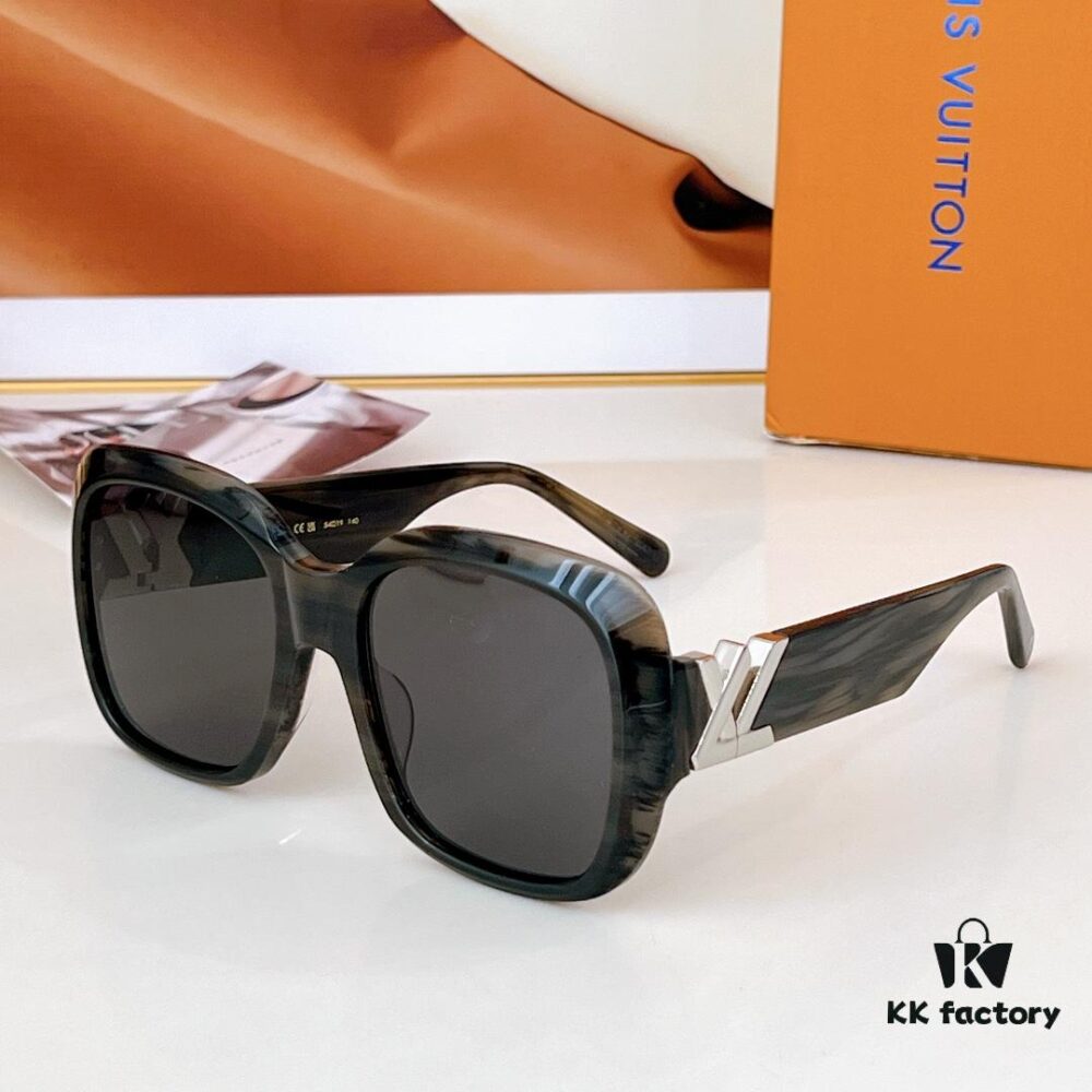 6931af72ccd8ab3d7afa3709 150 LOUIS VUITTON MODEL Z2133E SIZE 54□19-140 Sunglasses
