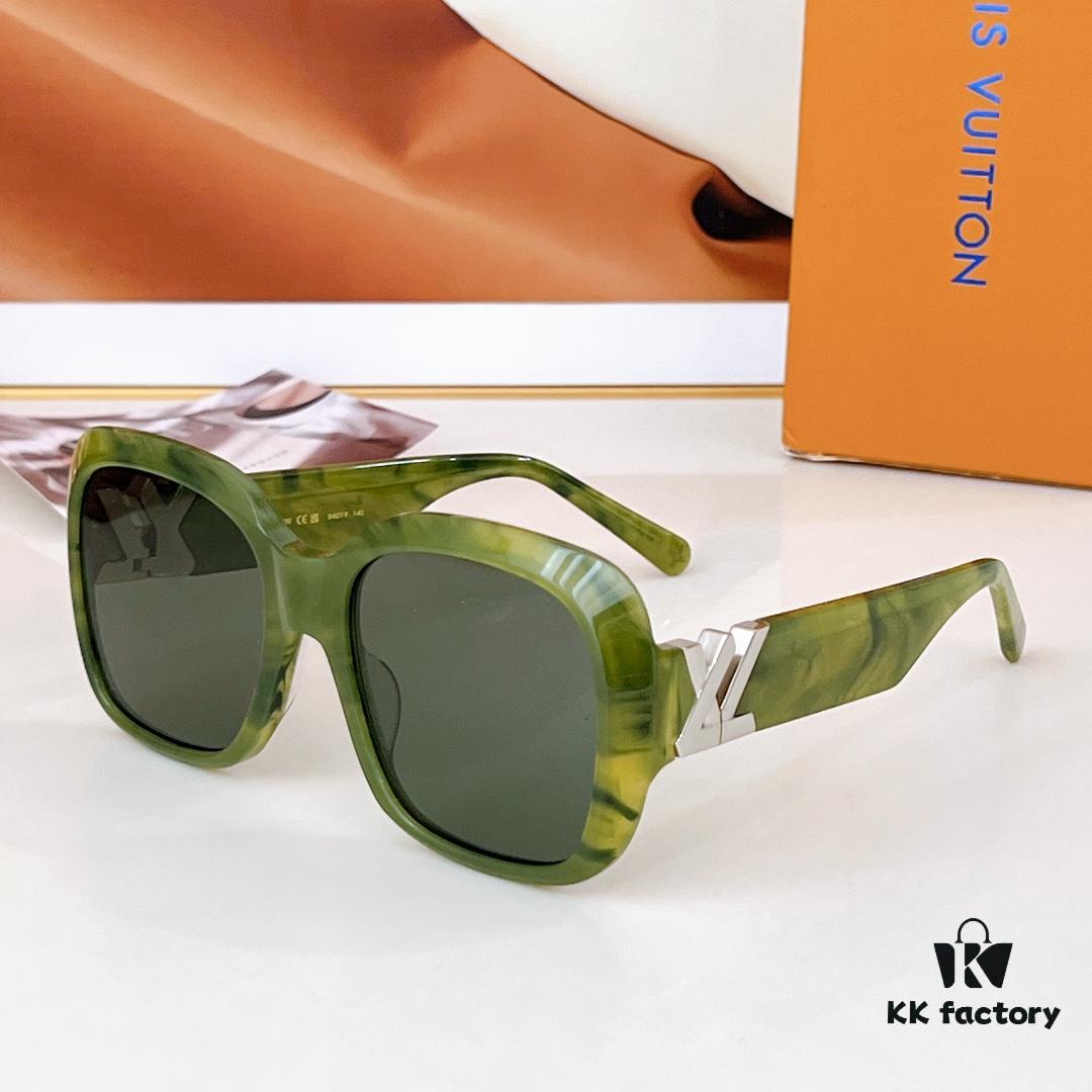 150 LOUIS VUITTON MODEL Z2133E SIZE 54□19-140 Sunglasses