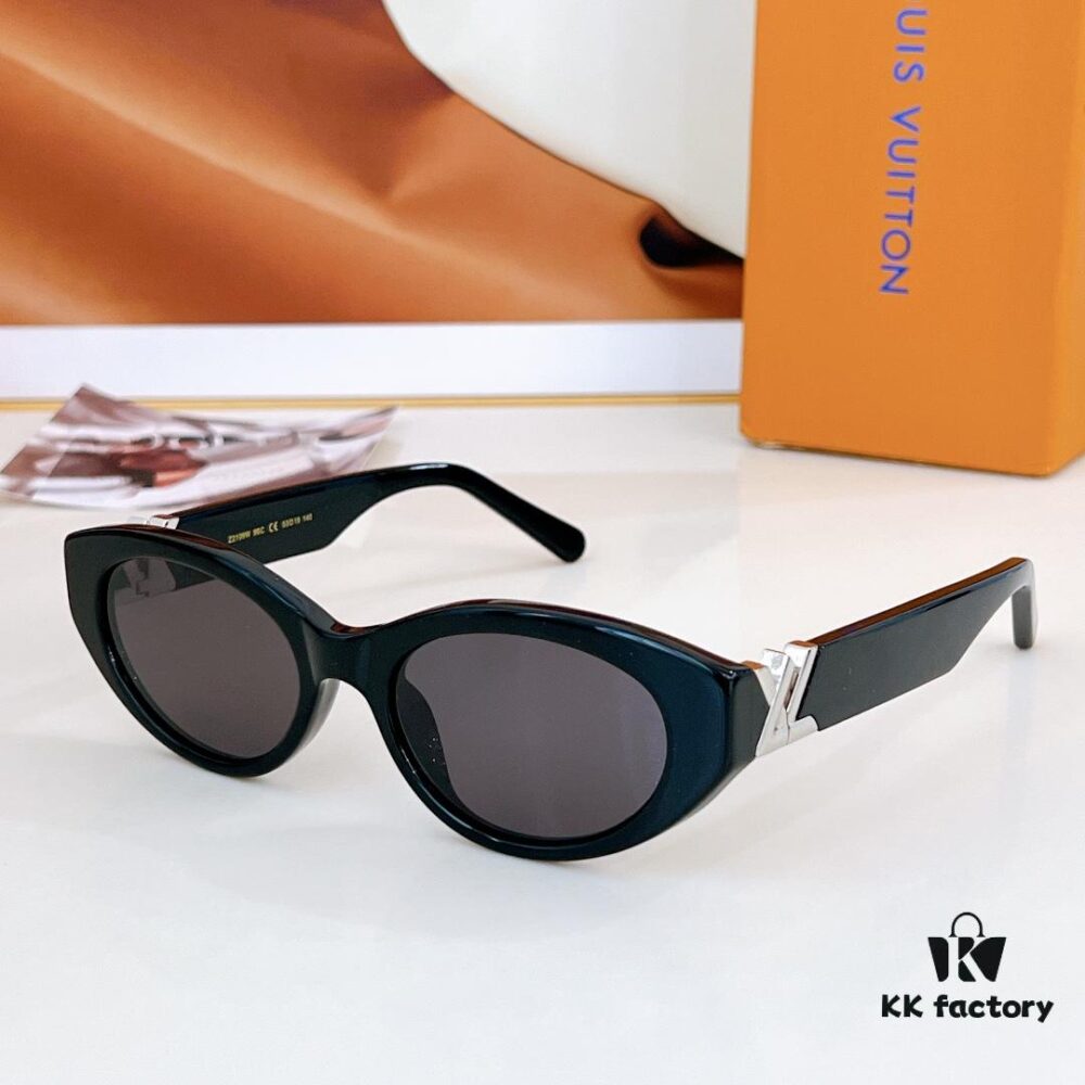 6931af74ccd8ab3d7afa372d 160 LOUIS VUITTON Z2104W Sunglasses