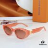 160 LOUIS VUITTON Z2104W Sunglasses