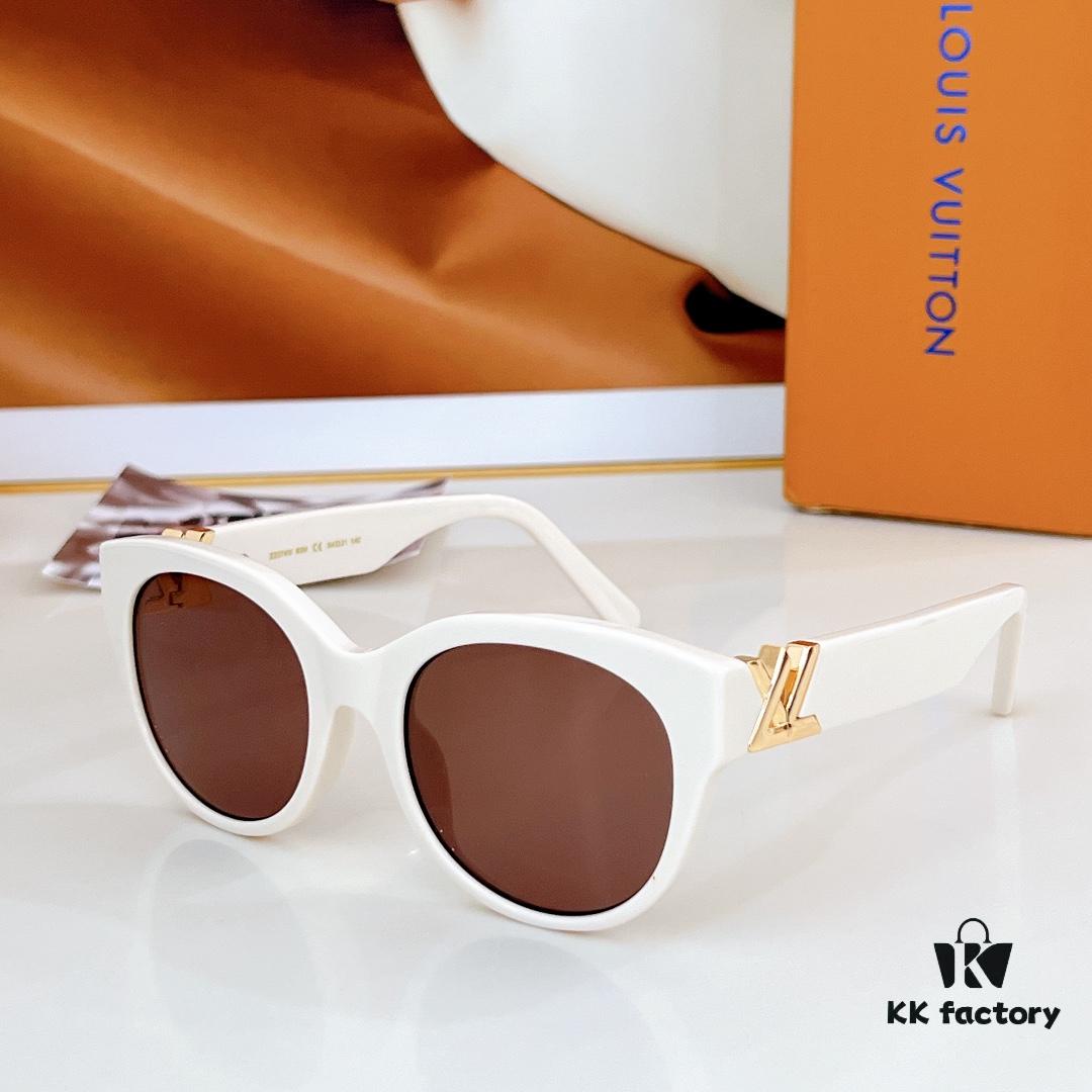 160 LOUIS VUITTON MODEL Z2378E SIZE 54□21-140