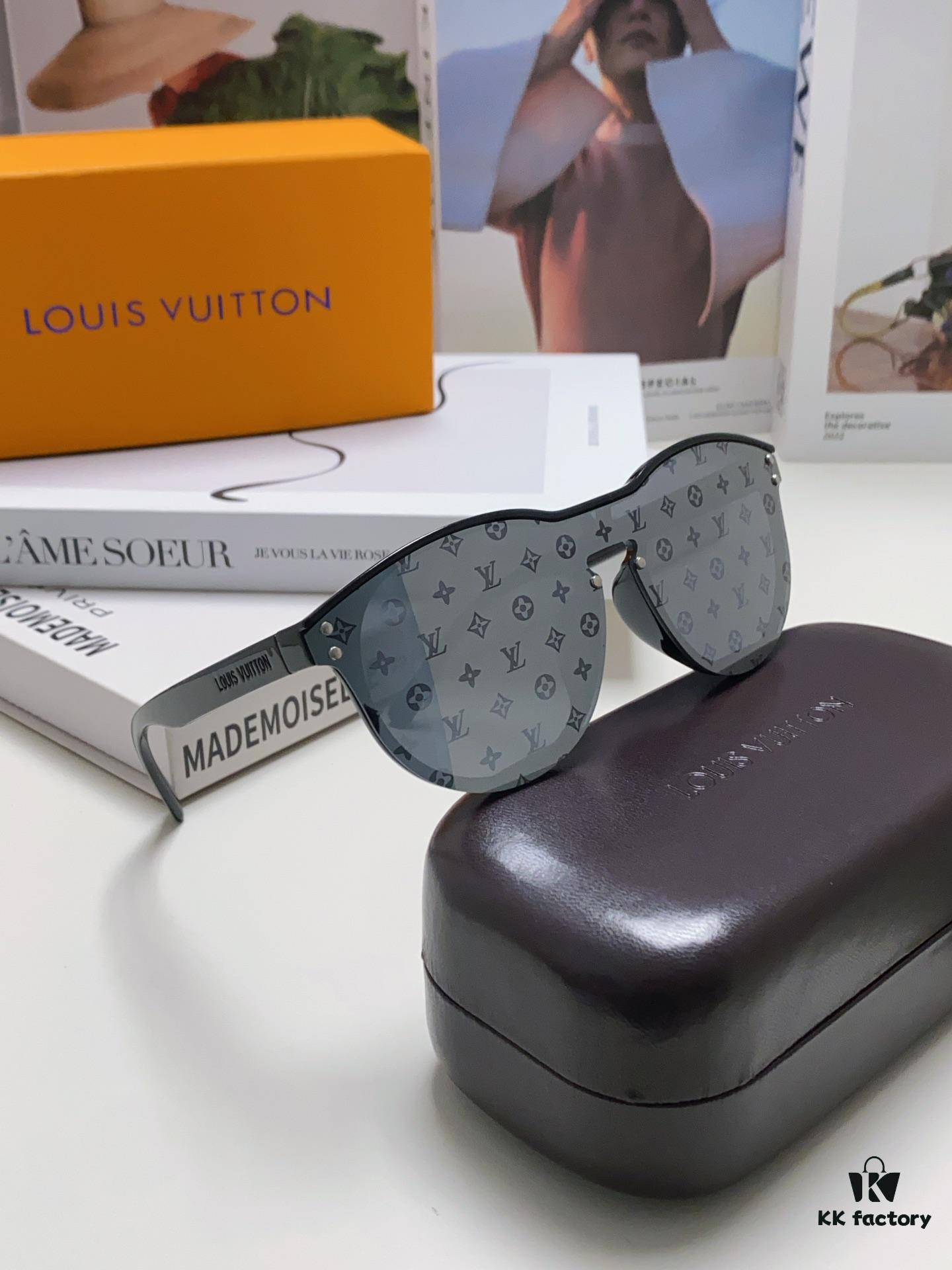6931af77ccd8ab3d7afa375b LOUIS VUITTON Round Frame Sunglasses with Detailed Design, Original LV Edgeless Style, Classic Temple Logo, High-Quality Fashion Eyewear