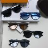 6931af77ccd8ab3d7afa375c LOUIS VUITTON Round Frame Sunglasses with Detailed Design, Original LV Edgeless Style, Classic Temple Logo, High-Quality Fashion Eyewear