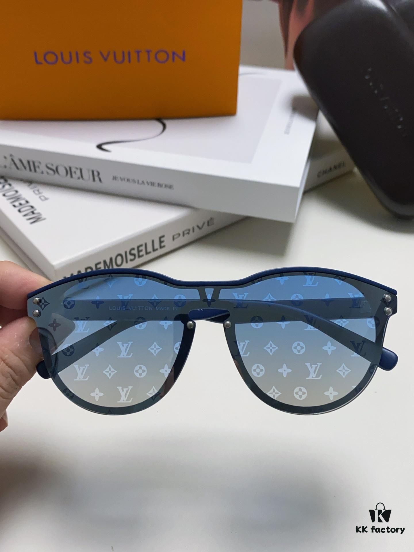 6931af78ccd8ab3d7afa3769 LOUIS VUITTON Round Frame Sunglasses with Detailed Design, Original LV Edgeless Style, Classic Temple Logo, High-Quality Construction