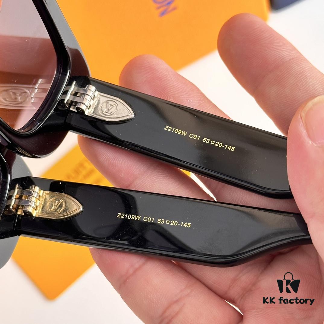 6931af7accd8ab3d7afa377f LOUIS VUITTON Sunglasses Model Z2109W Size 53□20-145