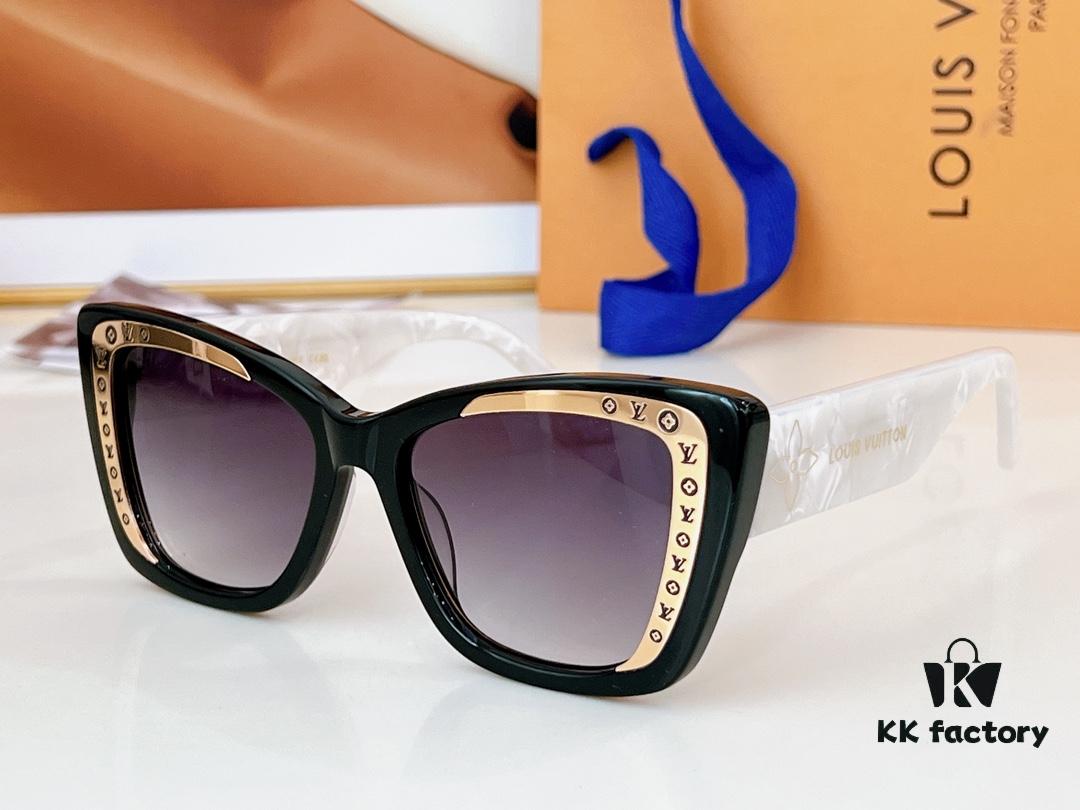 LOUIS VUITTON* Model: Z2007U Size: 56-18-145 Sunglasses