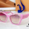 LOUIS VUITTON* Model: Z2007U Size: 56-18-145 Sunglasses