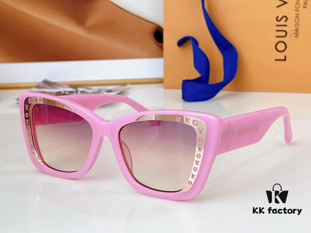 LOUIS VUITTON* Model: Z2007U Size: 56-18-145 Sunglasses