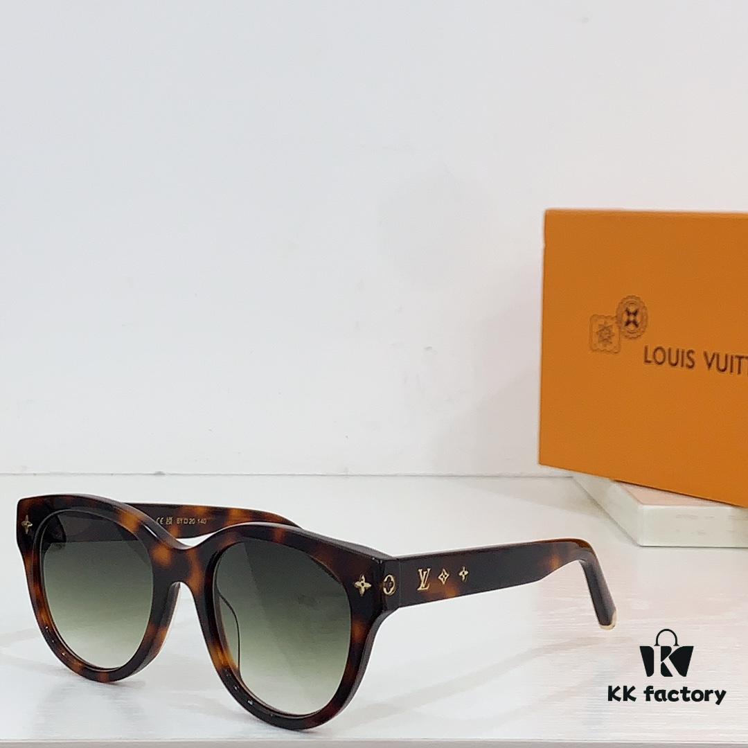 LOUIS VUITTON MODEL: Z1526E SIZE: 53□22-145 Sunglasses