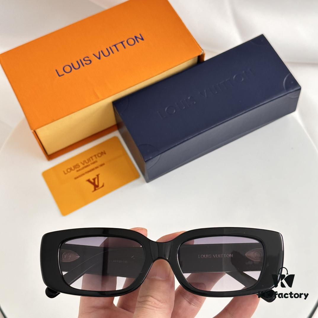 LOUIS VUITTON Sunglasses Model Z2109W Size 53□20-145