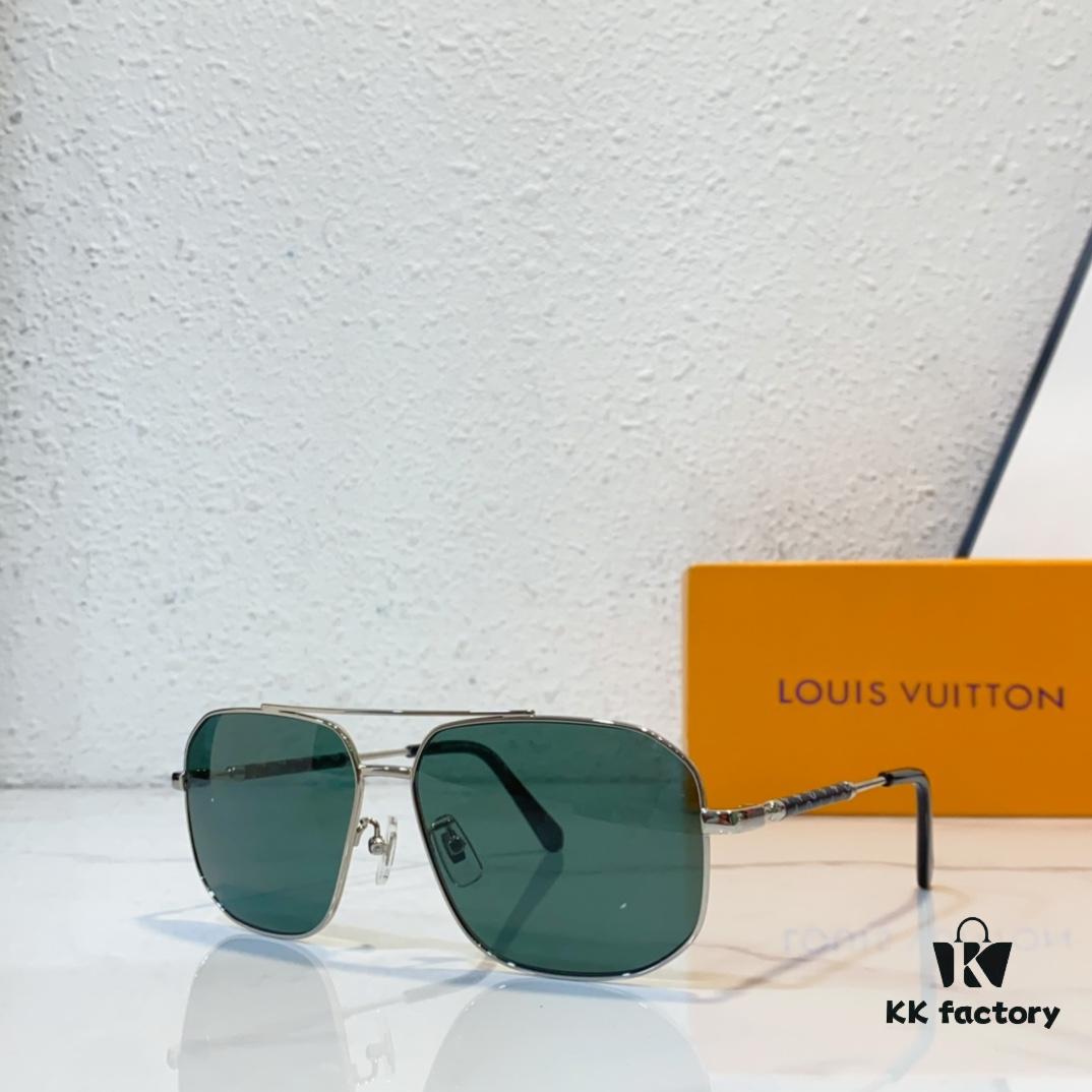 LOUIS VUITTON Model Z1267 Sunglasses