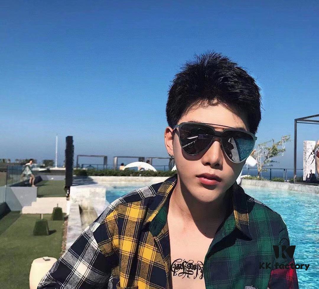 6931af86ccd8ab3d7afa3837 LOUIS VUITTON LV Men's Sunglasses ๐๐ Stylish Frame, High Quality, Universal Fit, Must-Have Item ๐ฅ๐ฅ๐ฏ๐ฏ Hong Kong Purchase, Premium Quality ๐ Model: 0815
