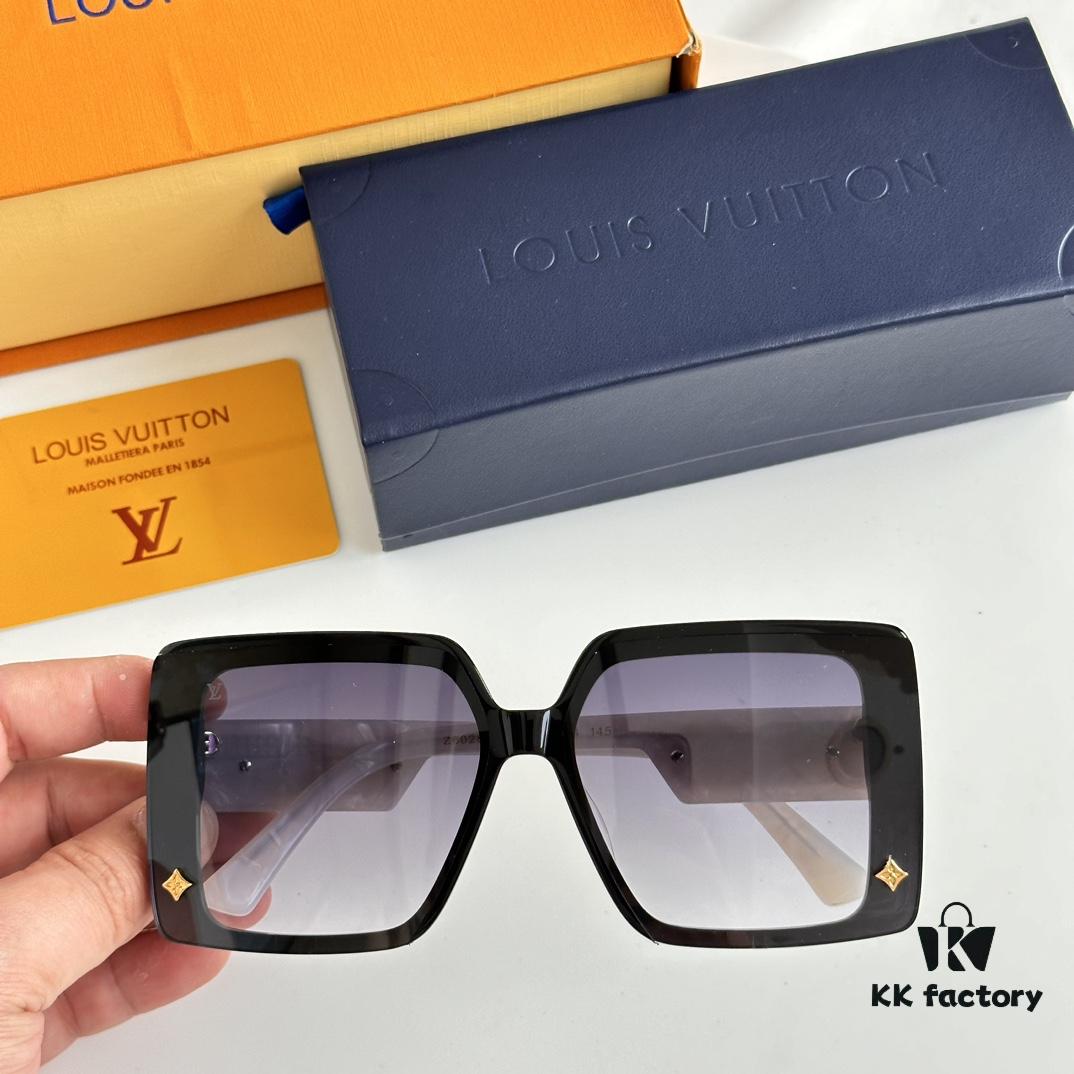 6931af8accd8ab3d7afa3865 LOUIS VUITTON New Arrival Z6028E Square Frame Sunglasses