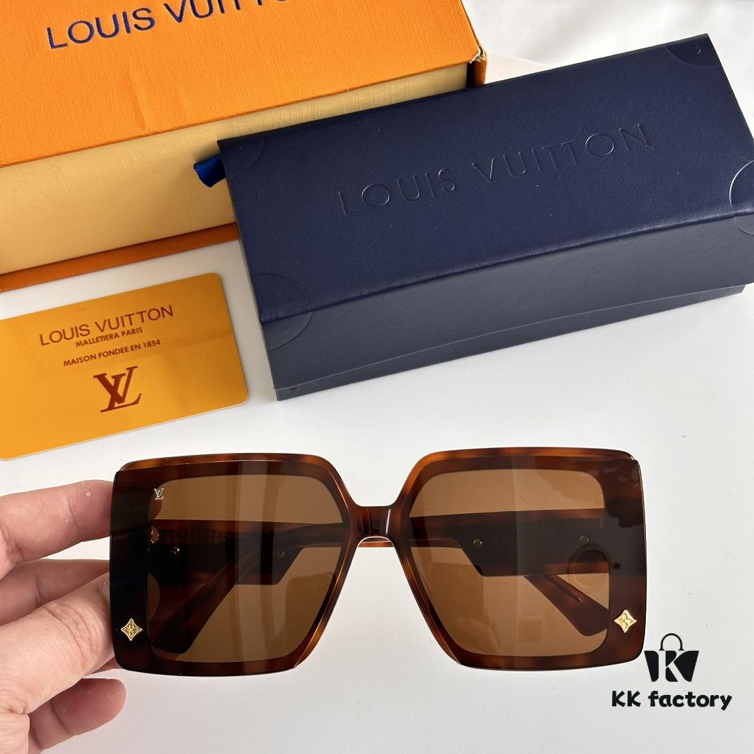 6931af8accd8ab3d7afa3869 LOUIS VUITTON New Arrival Z6028E Square Frame Sunglasses