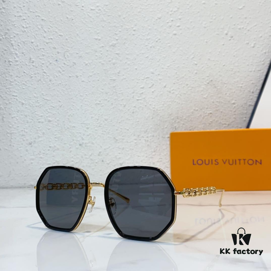 LOUIS VUITTON Sunglasses