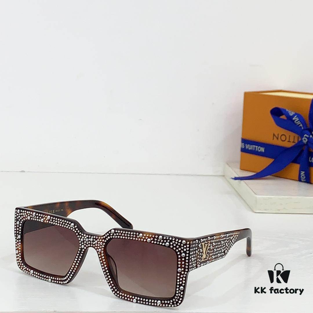 6931af8dccd8ab3d7afa388b Starry Sky Handcrafted Sunglasses LOUIS VUITTON* Model Z2396W Size 54-21-155