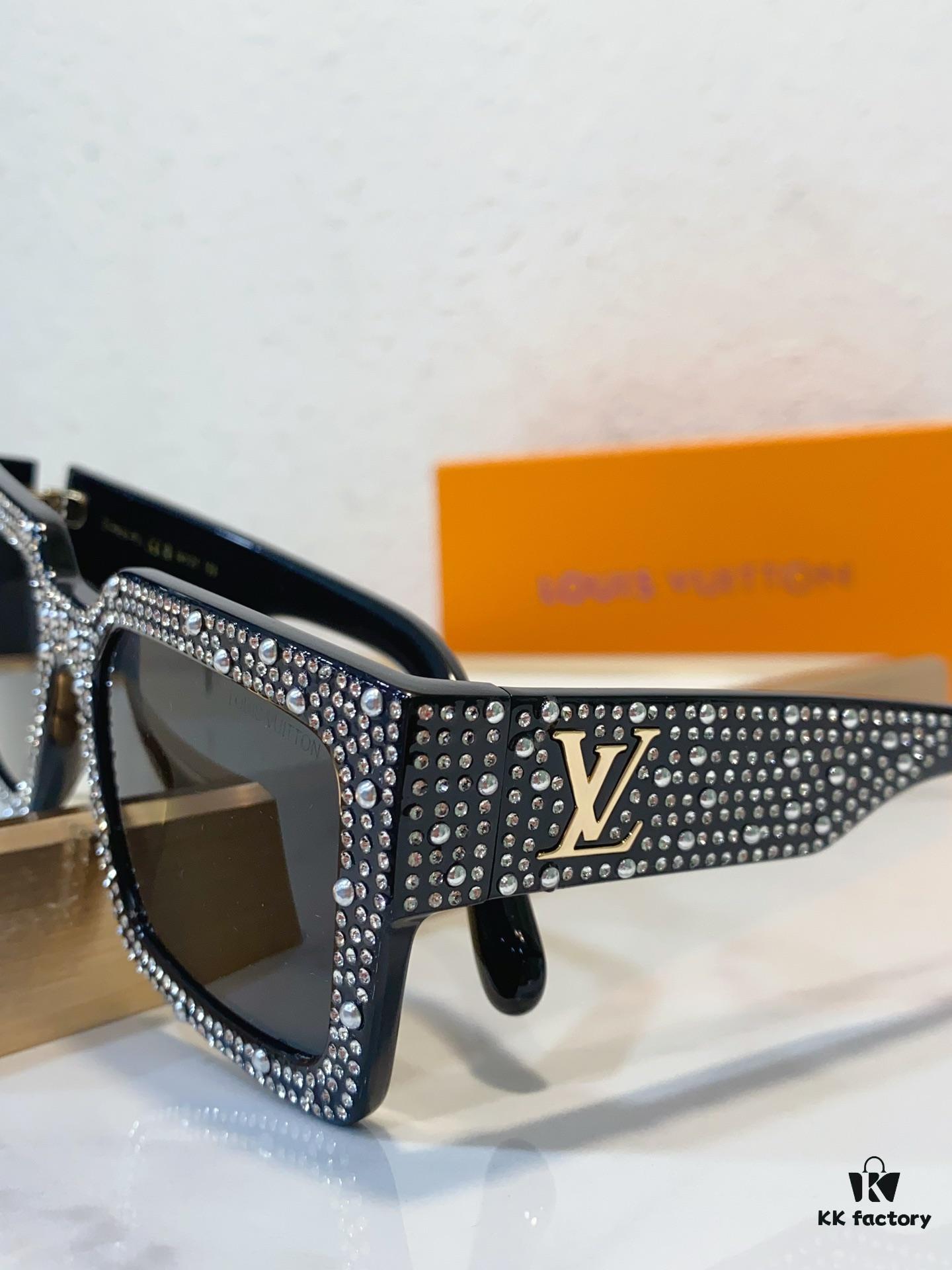6931af8dccd8ab3d7afa3897 LV Z2396W Men's Sunglasses, Handcrafted Stars Design, Size 54-21-155