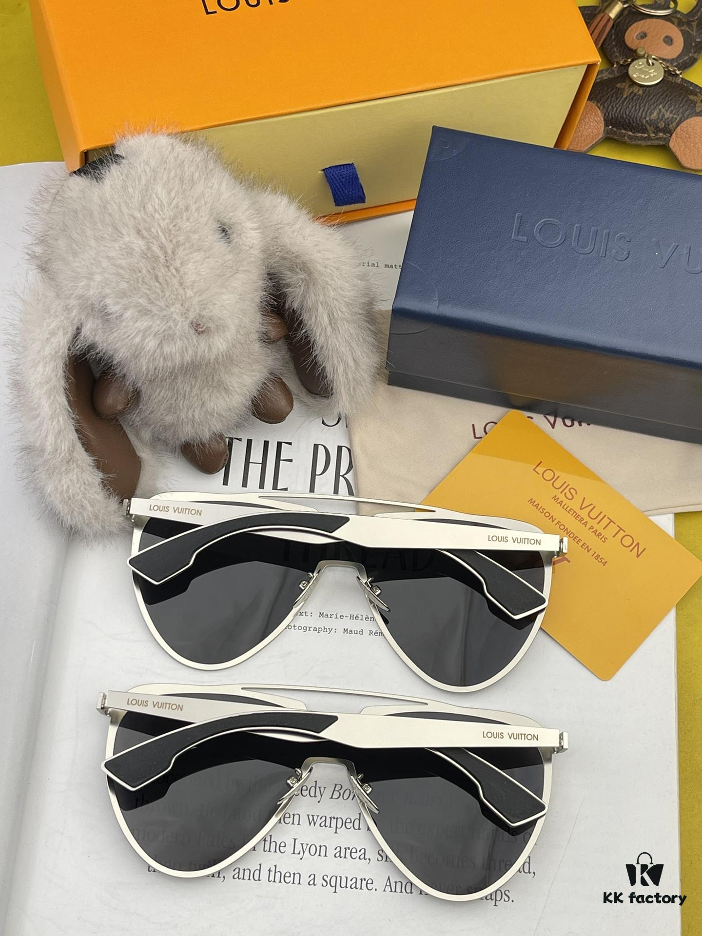 6931af8fccd8ab3d7afa38b1 LOUIS VUITTON LV Men's Sunglasses ππ Stylish Frame, High Quality, Flattering for All Face Shapes, Authentic Quality, Highly Sought After πππ―π― Hong Kong Purchase, Premium Quality π Model: 0815