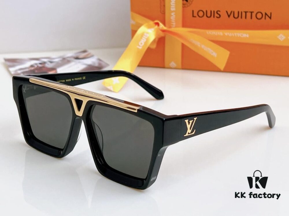 6931af8fccd8ab3d7afa38b4 Louis Vuitton Z1502E Sunglasses