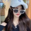 LOUIS VUITTON Rectangular Frame Z1495 Size: 54□22-145 Sunglasses