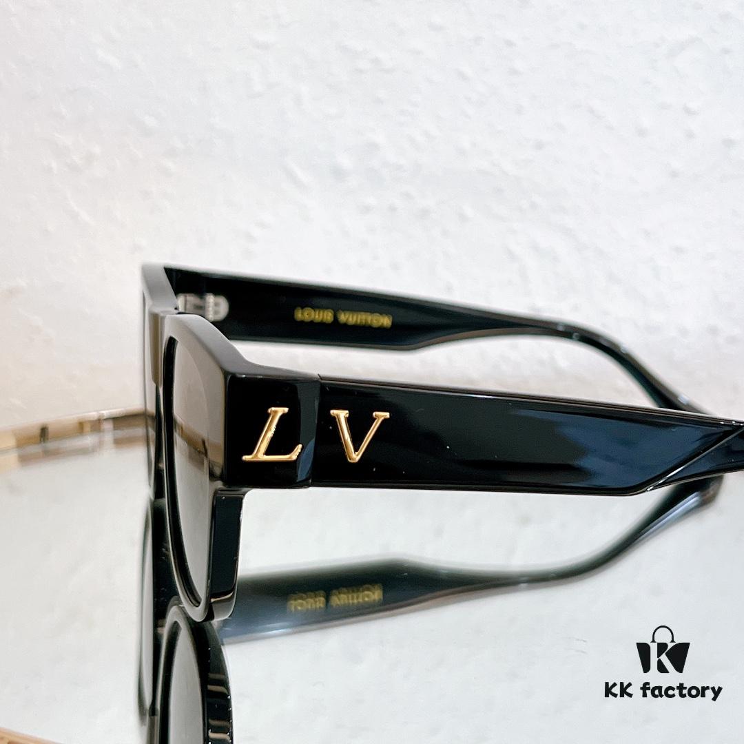 Louis Vuitton Z1344E Sunglasses