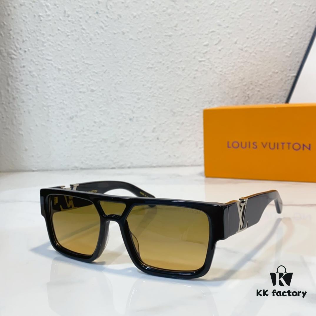 140 Louis VUITTON MOD: Z2062W Size: 133-0-140 Sunglasses