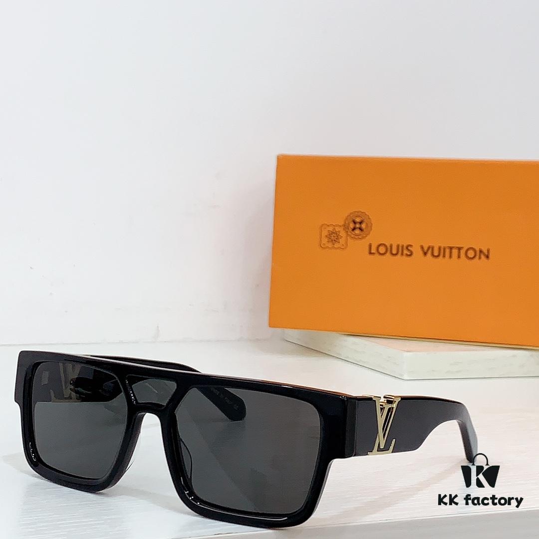 140 Louis VUITTON MOD: Z2062W Size: 133-0-140 Sunglasses