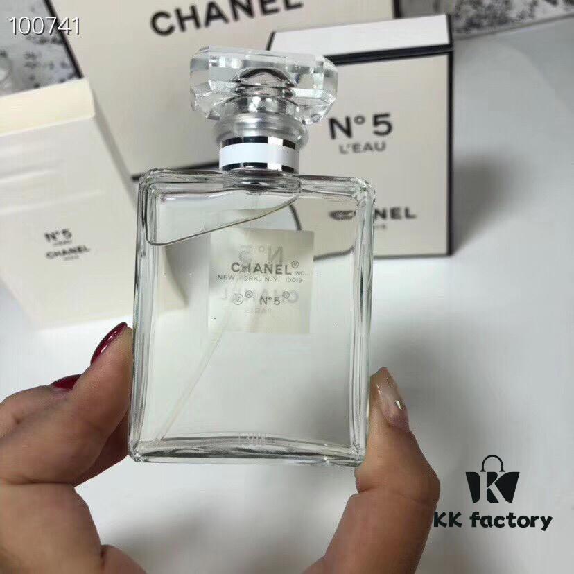 6931afc5ccd8ab3d7afa3bad Chanel No.5 L'Eau - 100ml Eau de Toilette for Women, New Arrival from Boutique