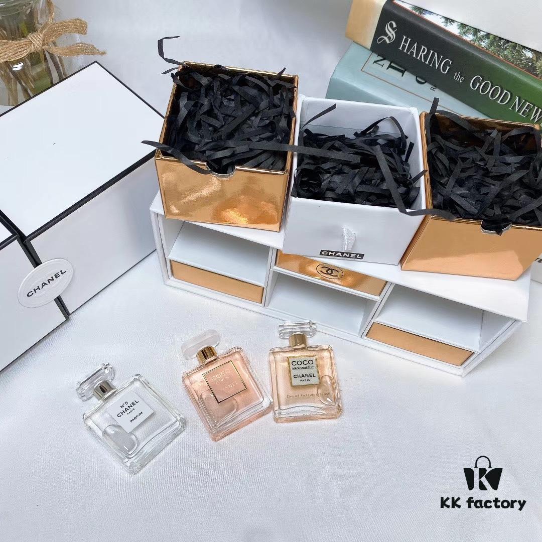 6931afcdccd8ab3d7afa3c07 Chanel Q-Sized Christmas Set of Three in Collector's Box, Wooden Packaging, 7.5ml Each, No Spray Nozzles, Miniature Scents: L'Eau de Chanel, Modern Coco, Rich Coco, Multi-Functional Box for Storing Lipsticks and Jewelry