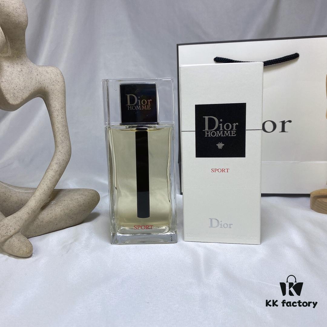 6931afdbccd8ab3d7afa3ce5 Dior Sauvage Eau de Toilette for Men, Sport Edition, 125ml