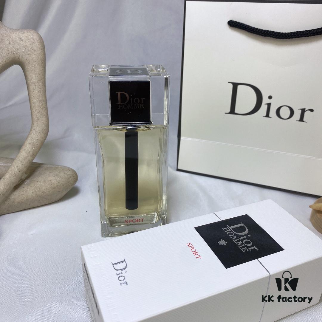 6931afdcccd8ab3d7afa3cec Dior Sauvage Eau de Toilette for Men, Sport Edition, 125ml