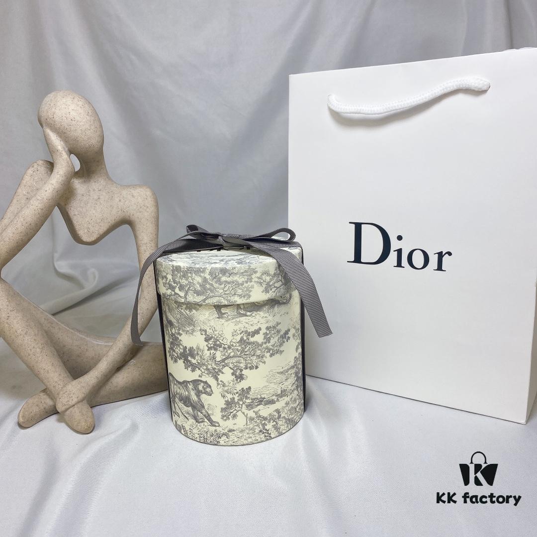 6931aff2ccd8ab3d7afa3e0c Dior Large Size Deep Green Jouy Print Hydrangea Scent Perfumed Candle Gift Set, Housewarming Gift 280g, with Boutique Shopping Bag