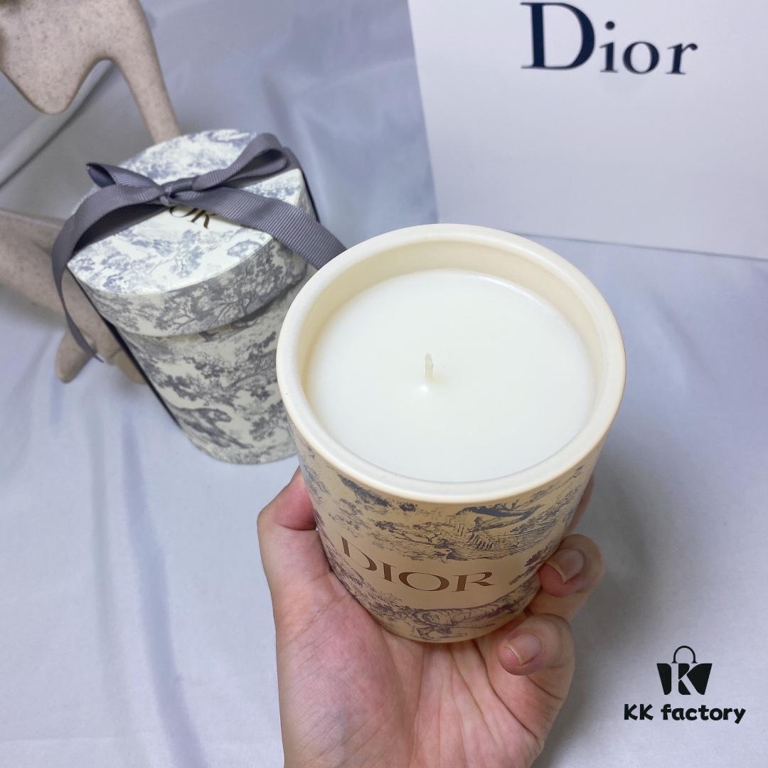 6931aff2ccd8ab3d7afa3e10 Dior Large Size Deep Green Jouy Print Hydrangea Scent Perfumed Candle Gift Set, Housewarming Gift 280g, with Boutique Shopping Bag