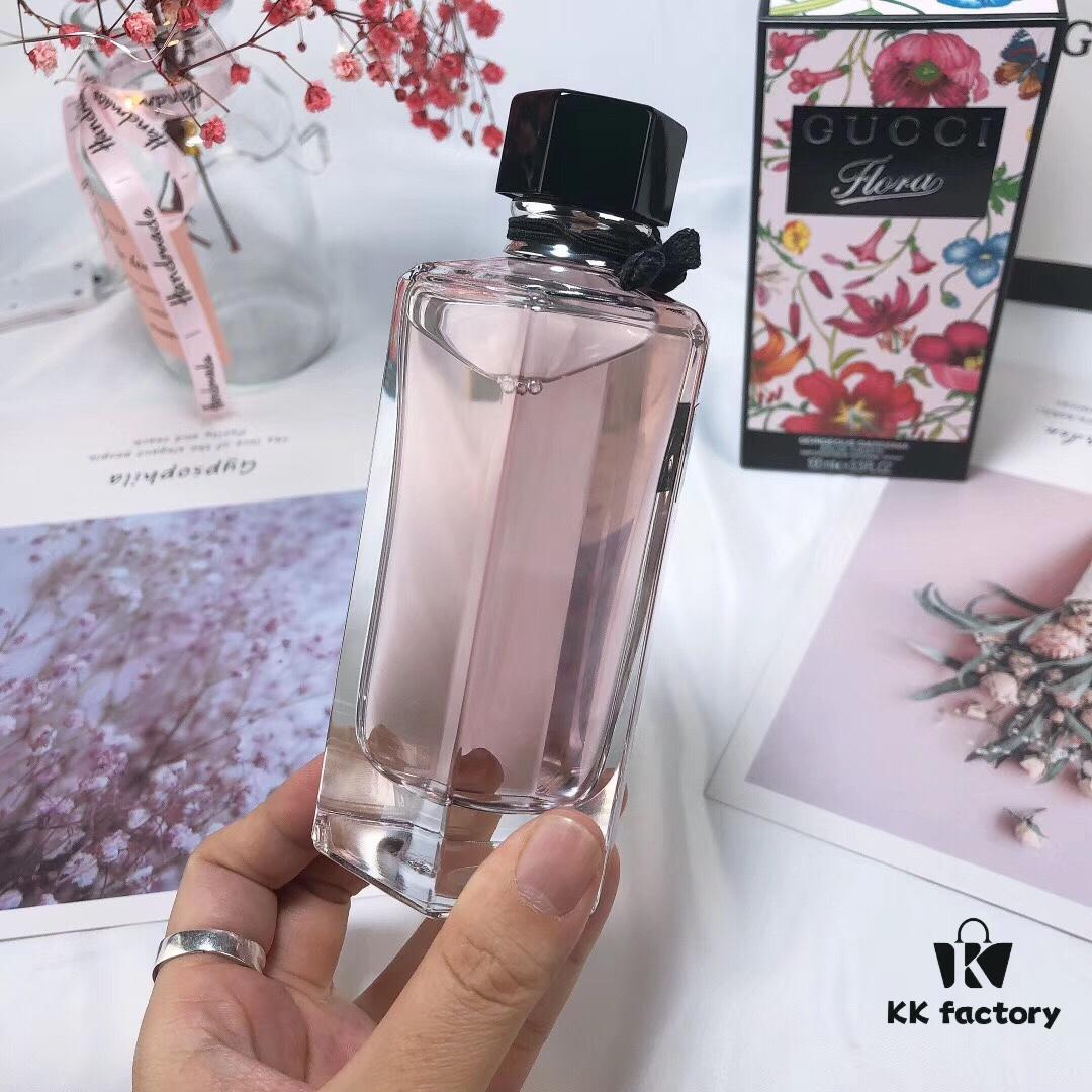 6931b015ccd8ab3d7afa3fbd Gucci Flora by Gucci Gorgeous Gardenia, Pink Floral Eau de Toilette for Women, 100ml