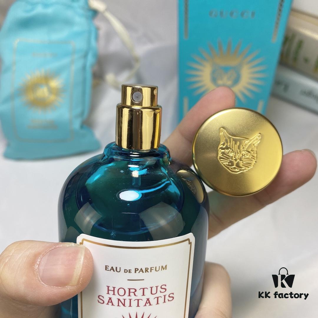 6931b018ccd8ab3d7afa3fe9 Gucci Alchemist's Garden Perfume Hortus Sanitatis Healthy Garden Cypriol and Cedar 100ml