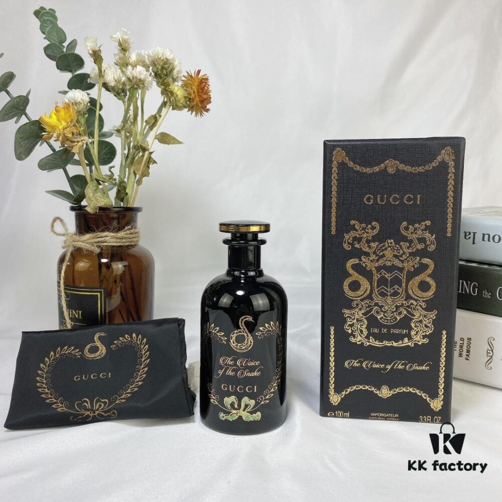 6931b01fccd8ab3d7afa4045 Gucci The Alchemist's Garden Black Bottle The Voice of the Snake Serpent's Whisper Eau de Parfum 100ml
