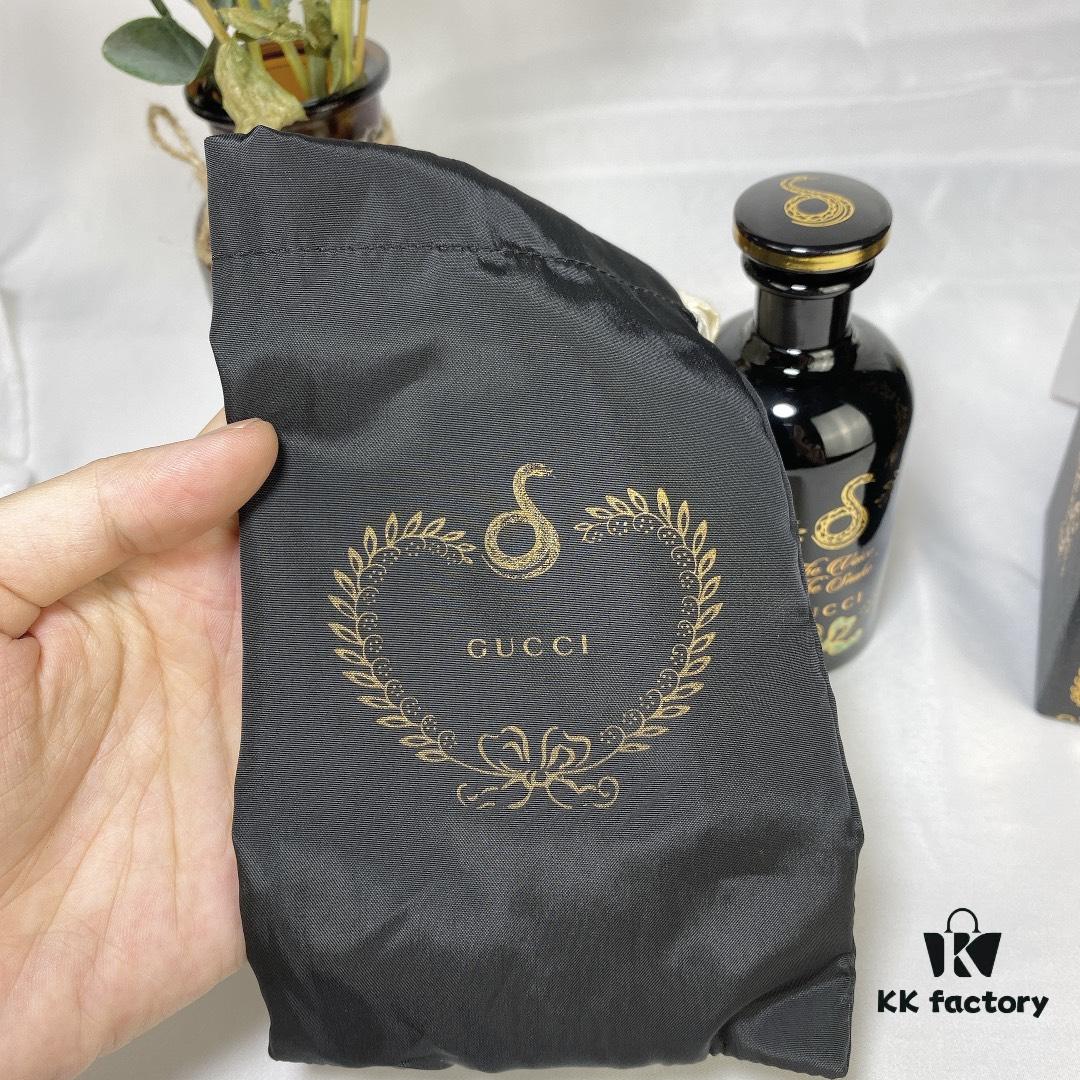 6931b01fccd8ab3d7afa4049 Gucci The Alchemist's Garden Black Bottle The Voice of the Snake Serpent's Whisper Eau de Parfum 100ml